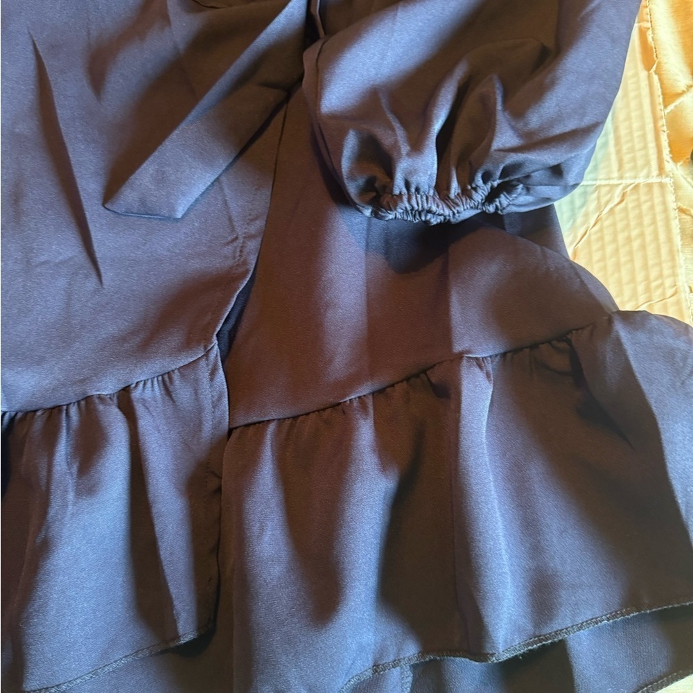 Size large wrap dress - Picture 5 of 7
